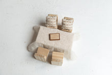 画像をギャラリービューアに読み込む, wooden crafted house fabric